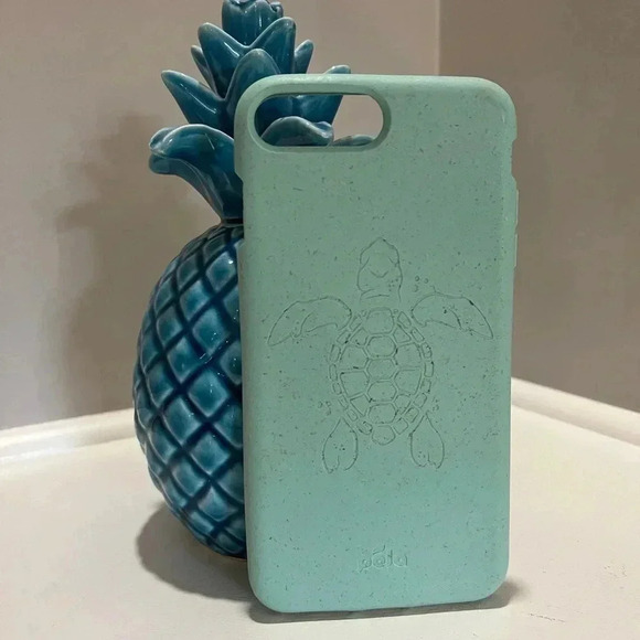Pela Ocean Turquoise Turtle Edition iPhone 8 Plus Case - Picture 4 of 6